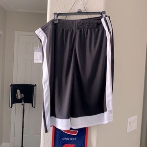 🔥Everlast Athletic shorts size XXL NWT!!